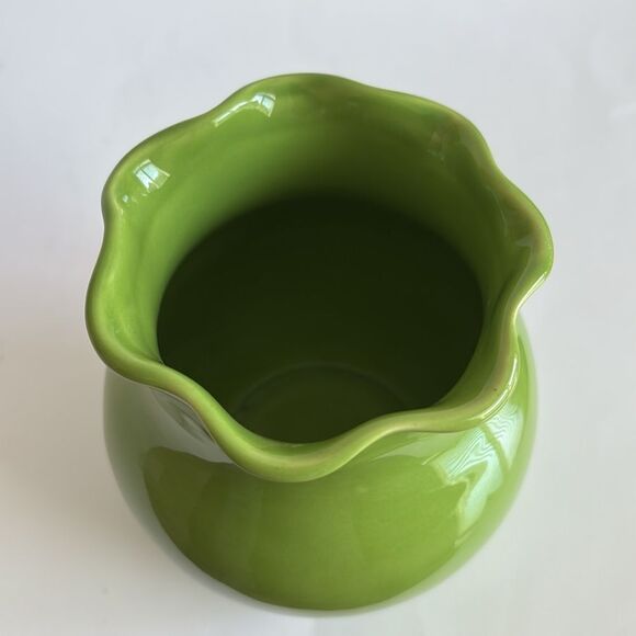 Crate and Barrel Ellie Lime Green Ruffle Edge Vase B. Eigen Design - Picture 4 of 7